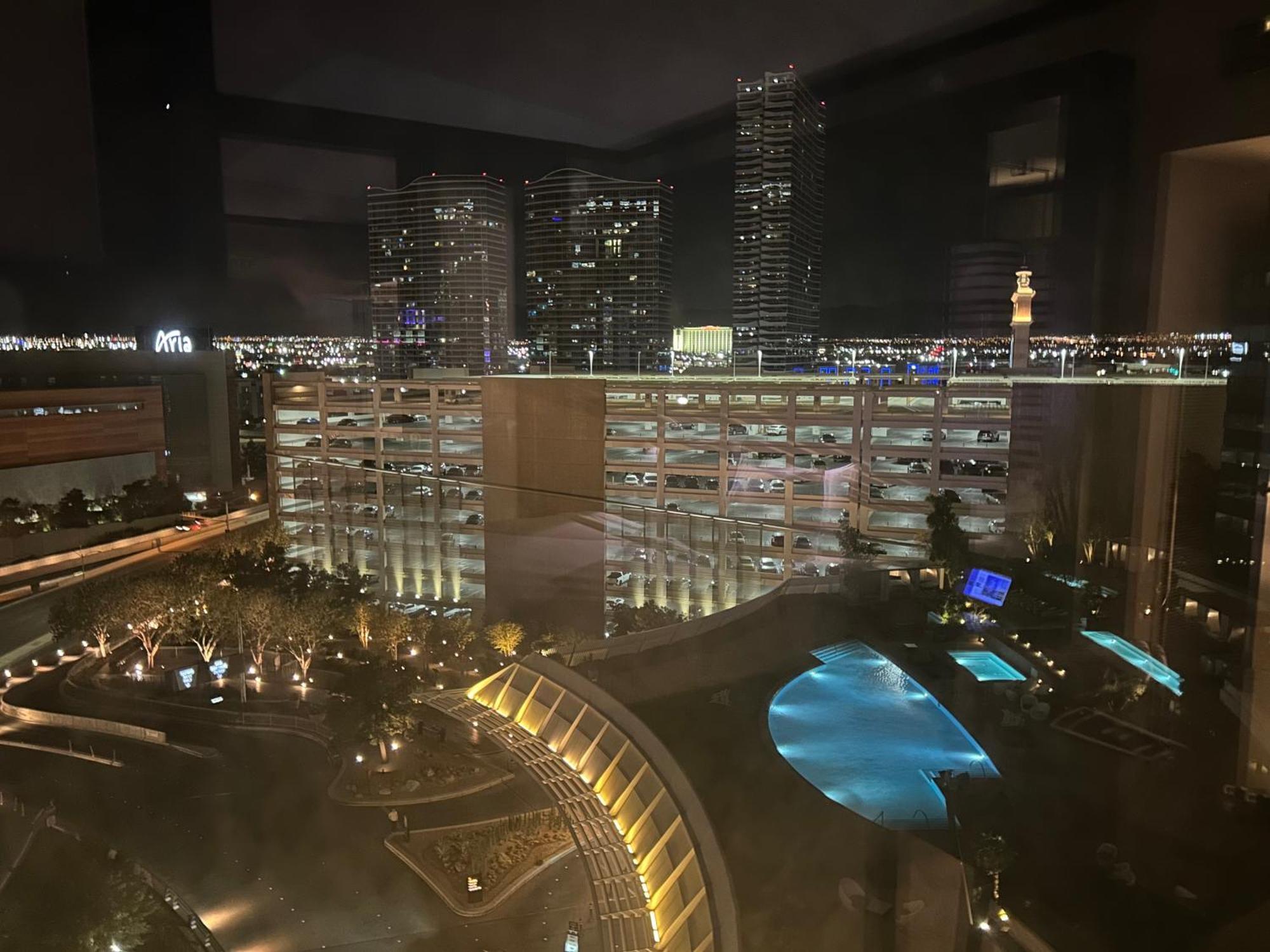 Jet Luxury At The Vdara 4*