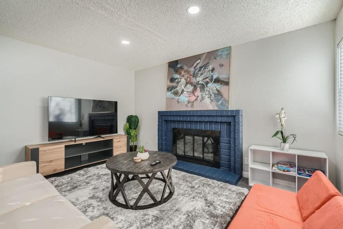 Tropical House With Heated Pool 10 Min To Strip * Las Vegas