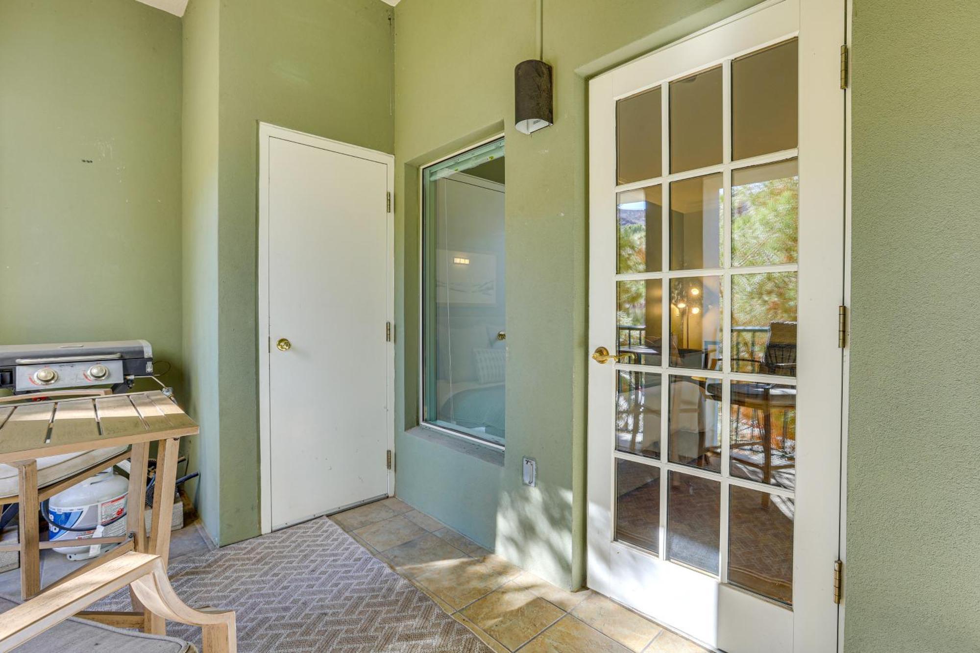 Apartment Charming Retreat On Vegas With Pool Access! Las Vegas