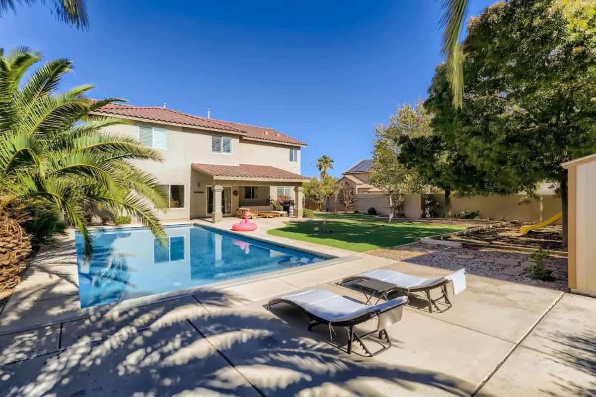 Holiday home Spacious Luxury Desert Retreat With Heated Pool Putt Putt And A Playground For Family
