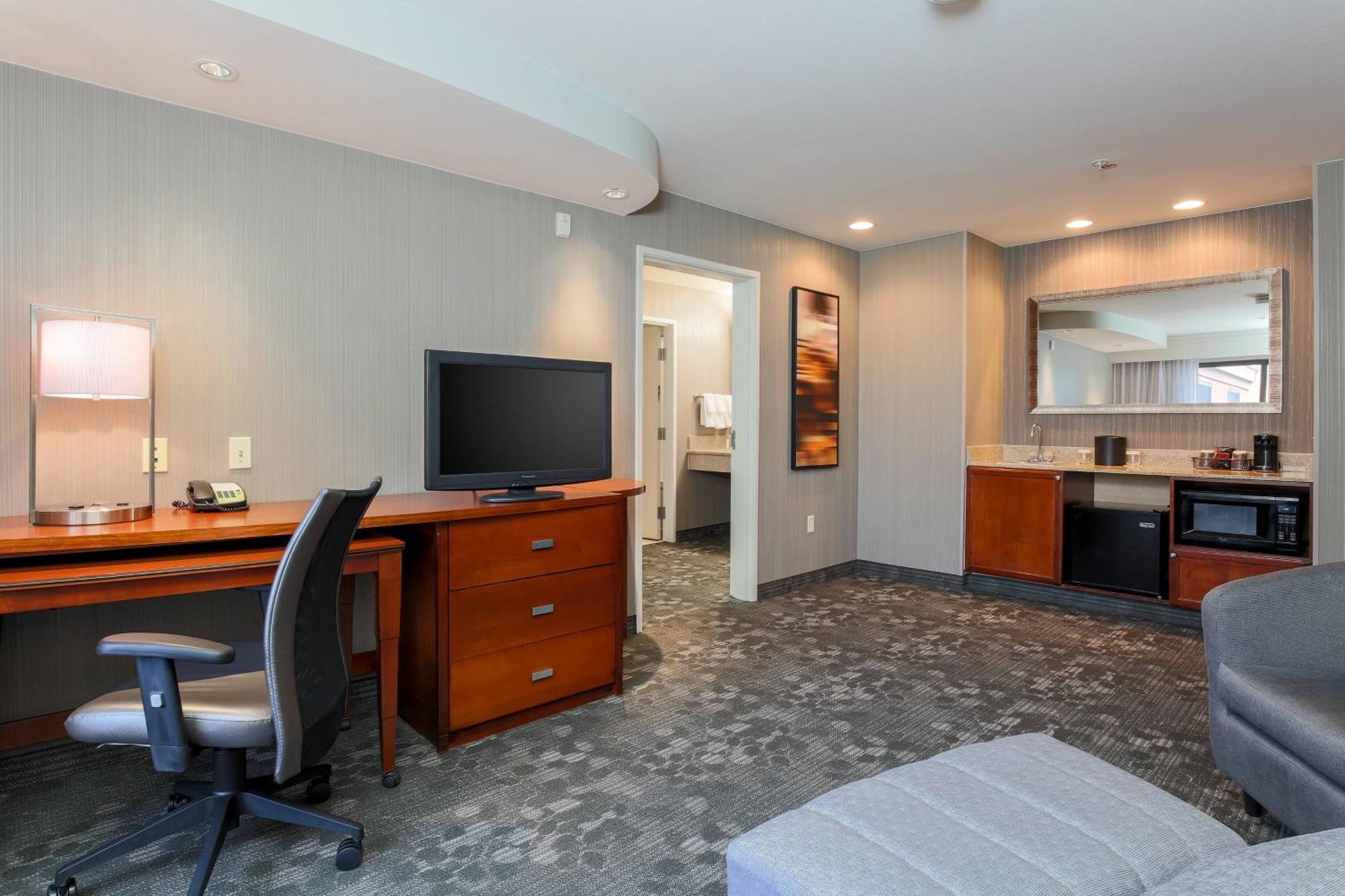 Courtyard By Marriott Stadium Area Hotel Las Vegas