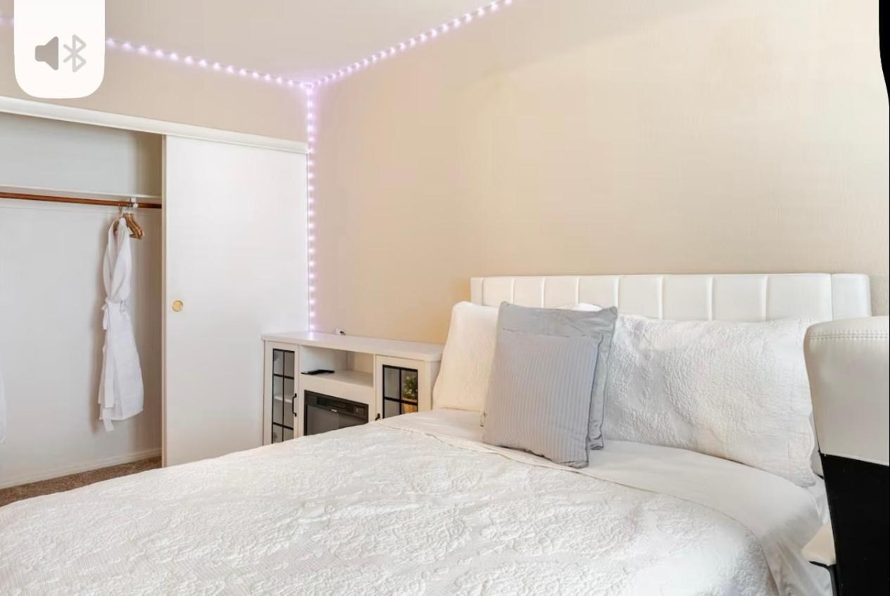 12 Minutes Near Vegas Blvd ! Holiday home Las Vegas