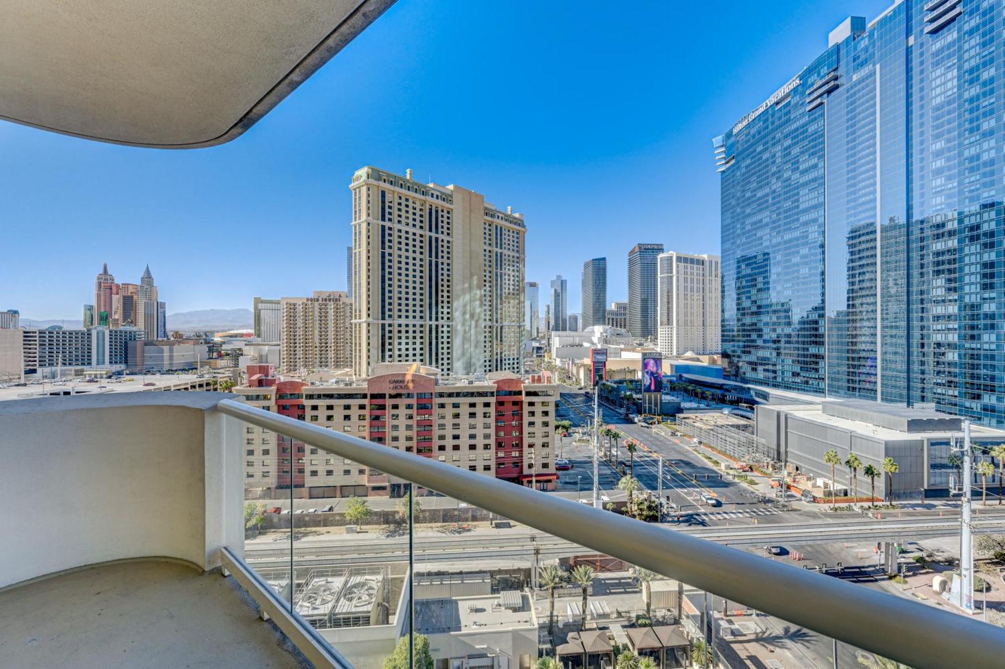 Balcony Signature Mgm Great View No Fees Free Valet Lazy River Aparthotel