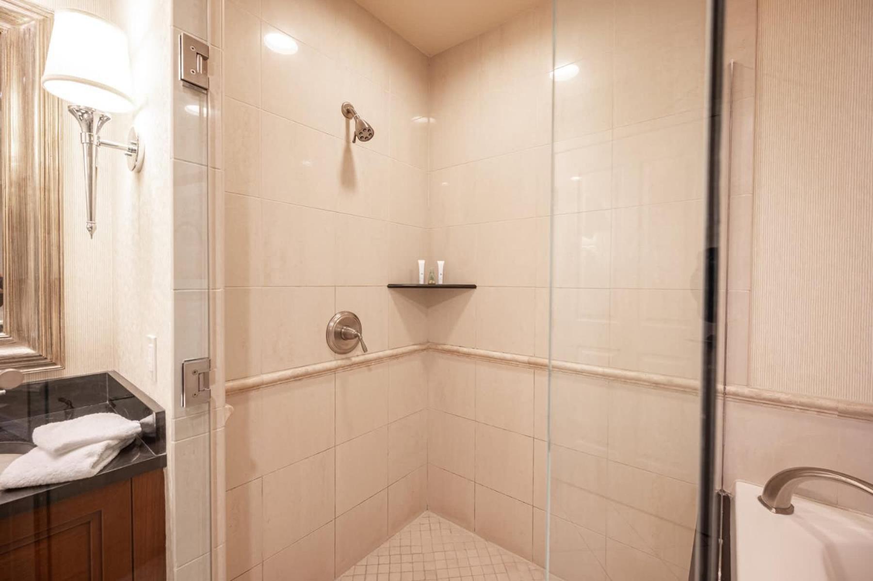 Holiday home No Fee Strip View Suite+ Free Valet + Pool Las Vegas