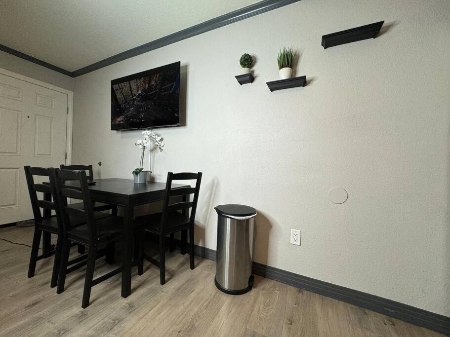 Modern Near Fremont Street Apartment