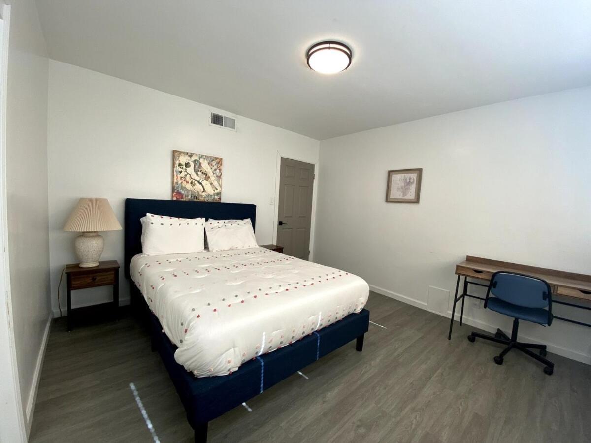 Modern 3 Bedroom Near Strip Las Vegas