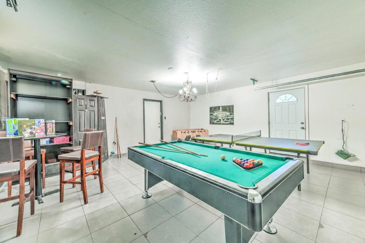 Vegas Vibes 4br With Poolspa, Perfect For Groups Casa de férias *