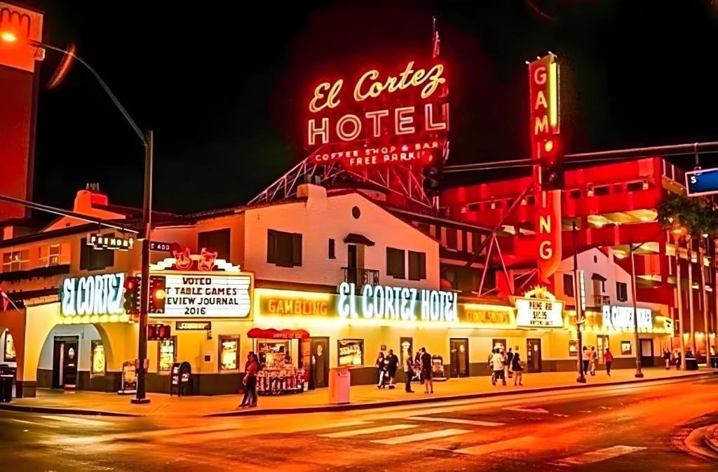 Hotel El Cortez & Casino - 21 And Over Only (adults Only) 3*