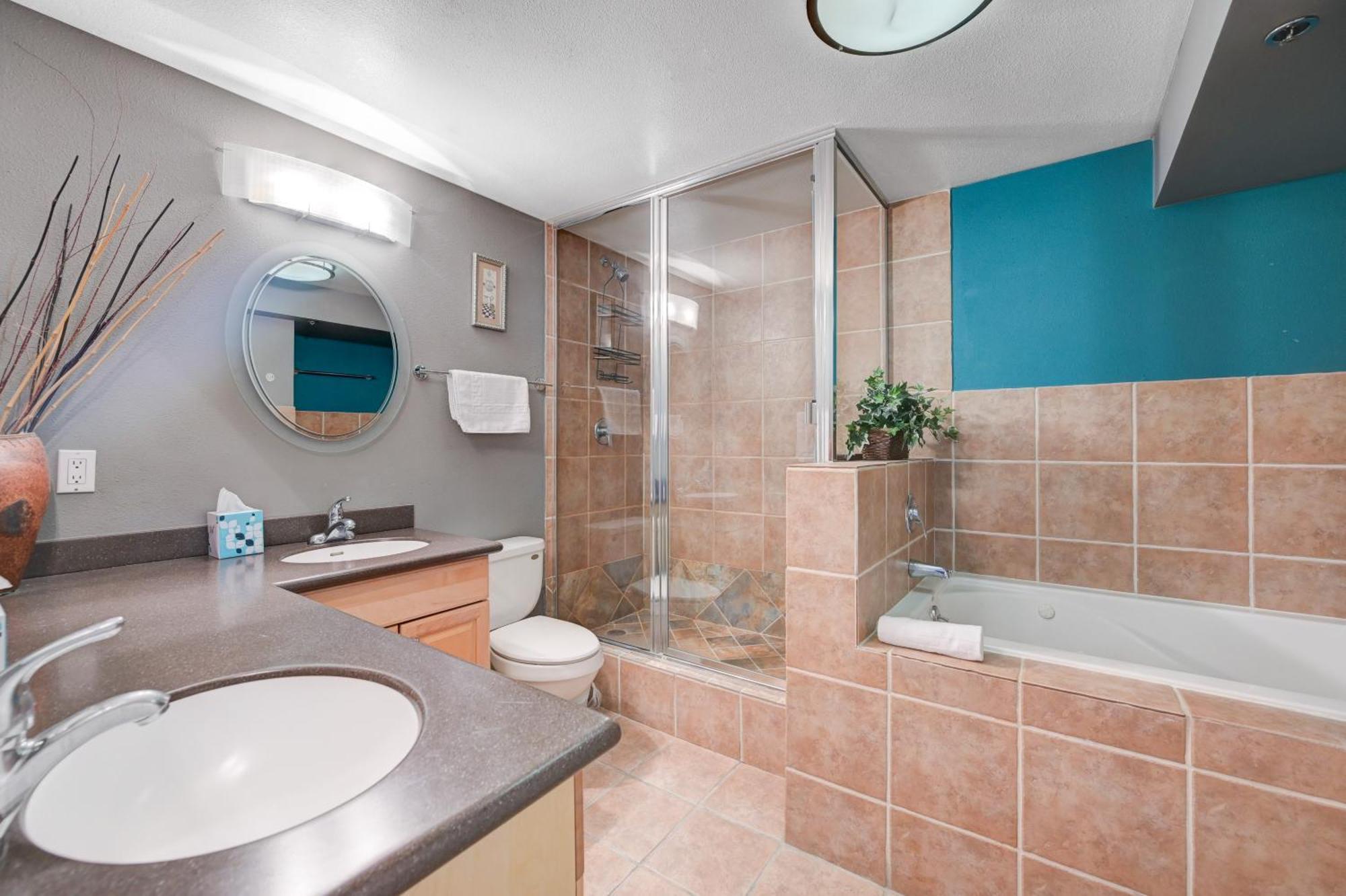 Apartment Penthouse With Epic Strip Views - 2bd & 2ba - No Fees! Las Vegas