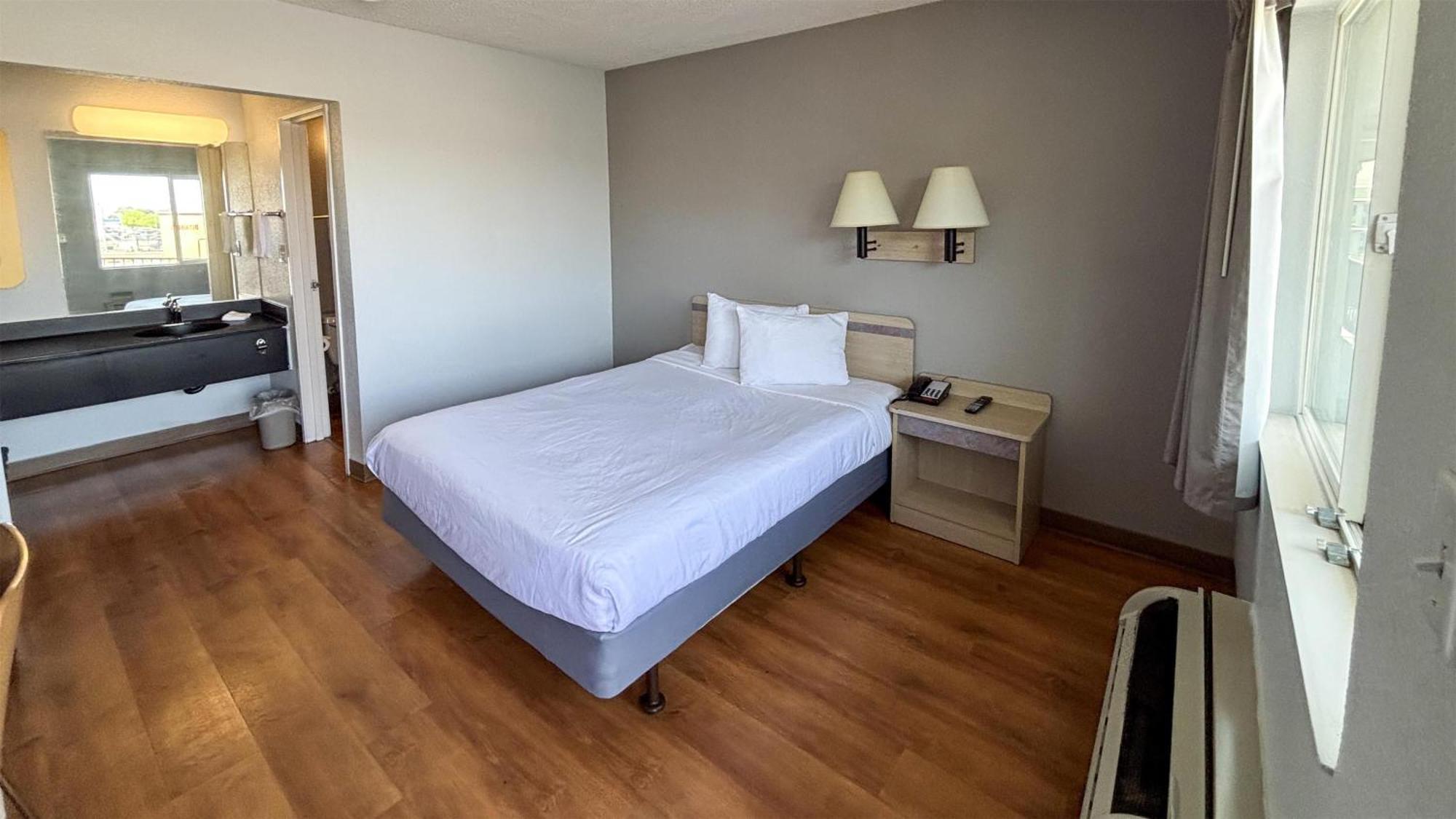 Hotel Vegas, Nv - Boulder Highway 2*