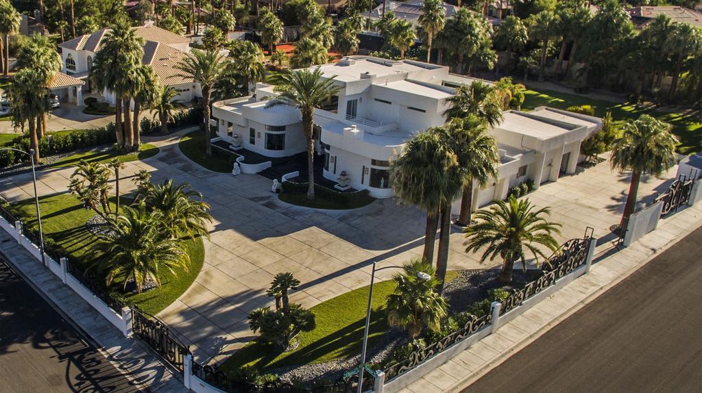Shangri-la Villa *