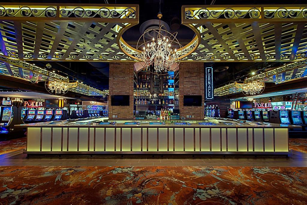 Downtown Grand & Casino Hotel 3*
