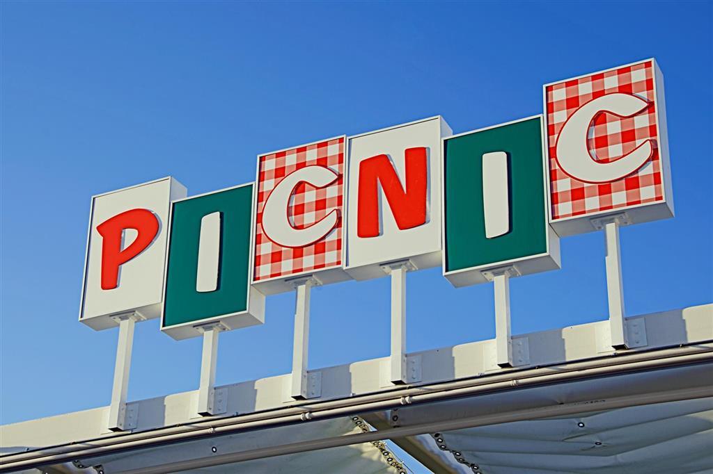 Hotel Downtown Grand & Casino 3*