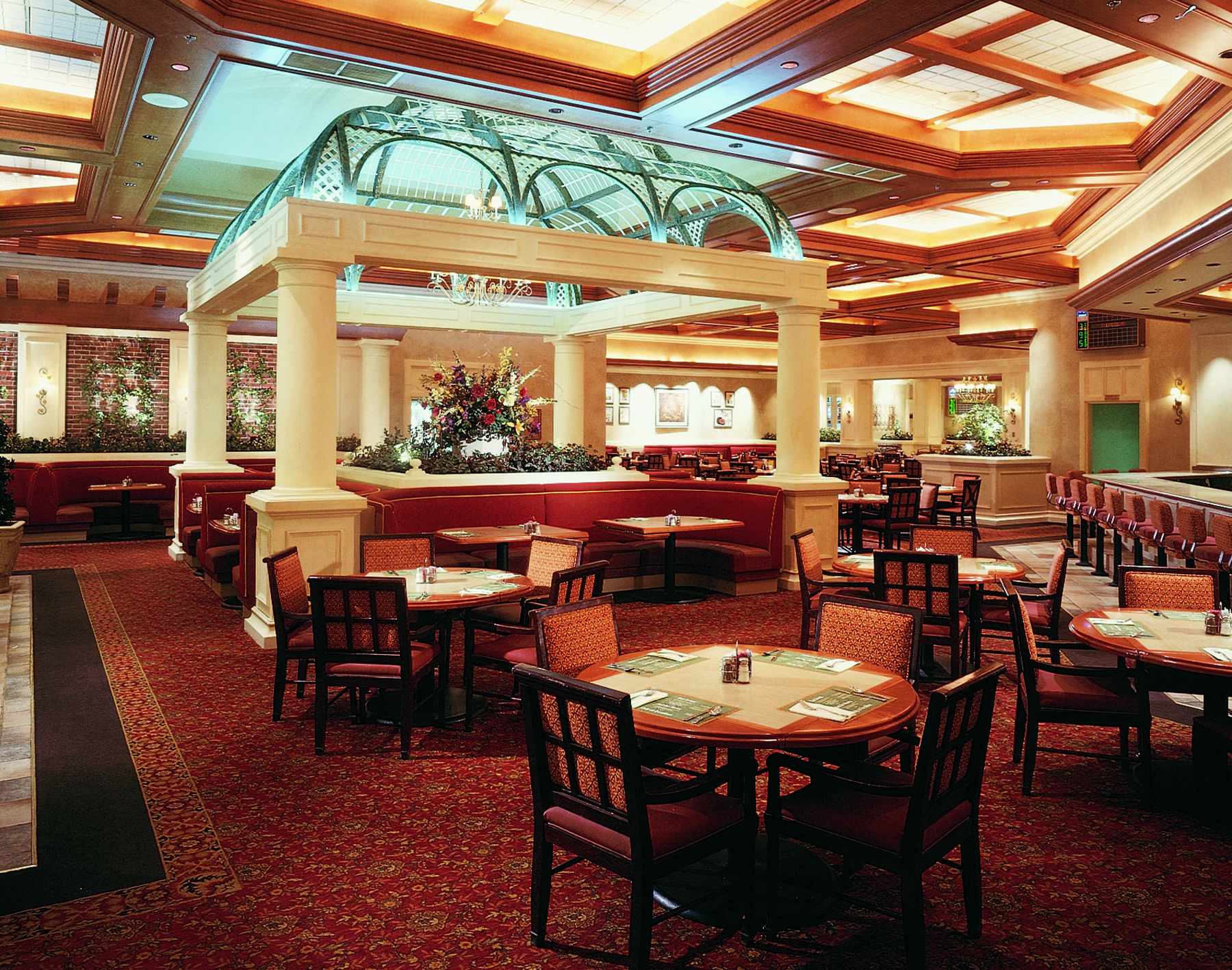 Excalibur Resort 3*