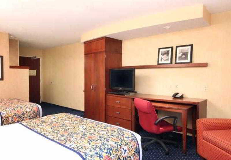 Courtyard By Marriott Stadium Area 3*