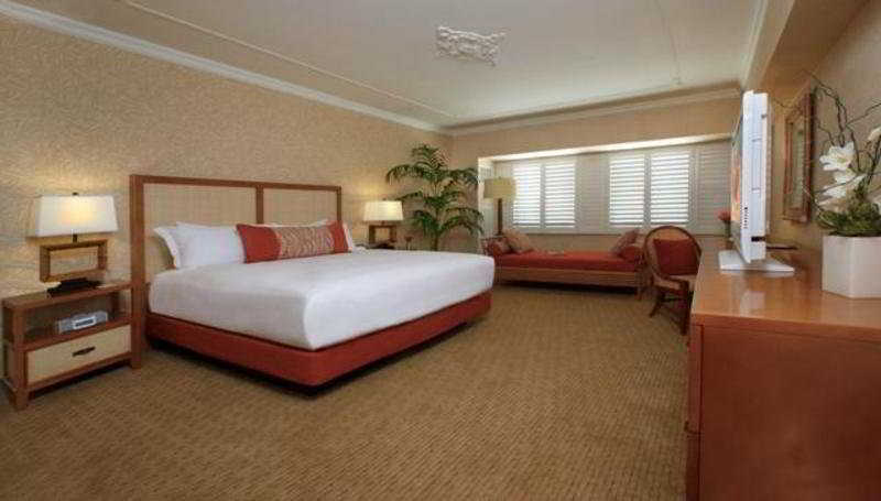Resort Tropicana A Doubletree By Hilton & Casino - Free Parking