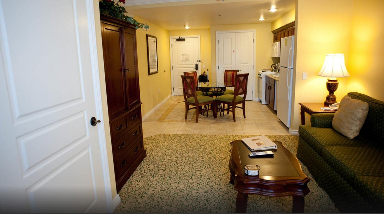At Marriott's Grand Chateau Vegas Strip-no Fee 4* Las Vegas