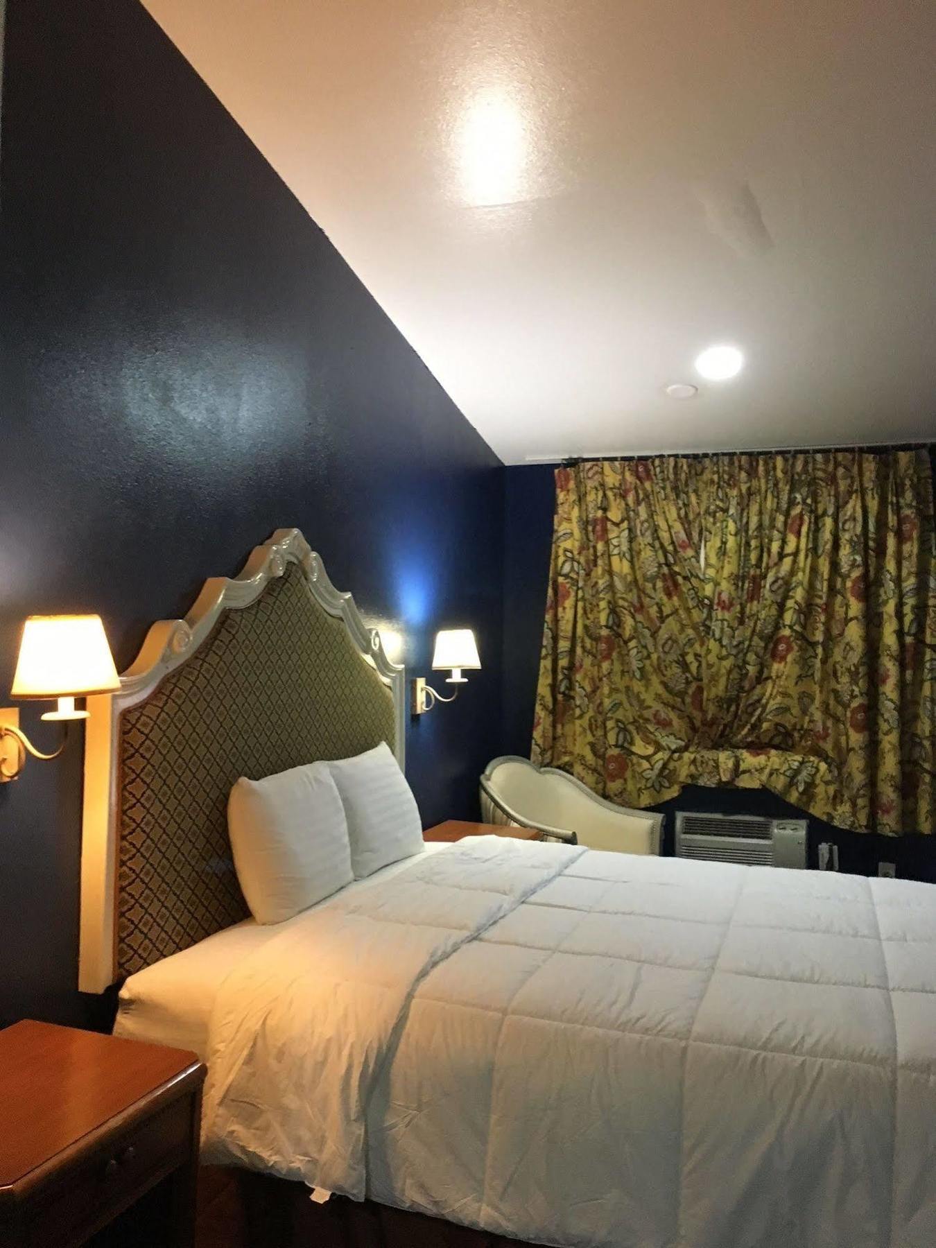 Crown Vegas