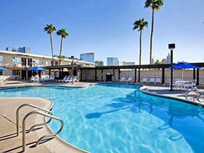 Days By Wyndham Vegas Wild Wild West Gambling Hall