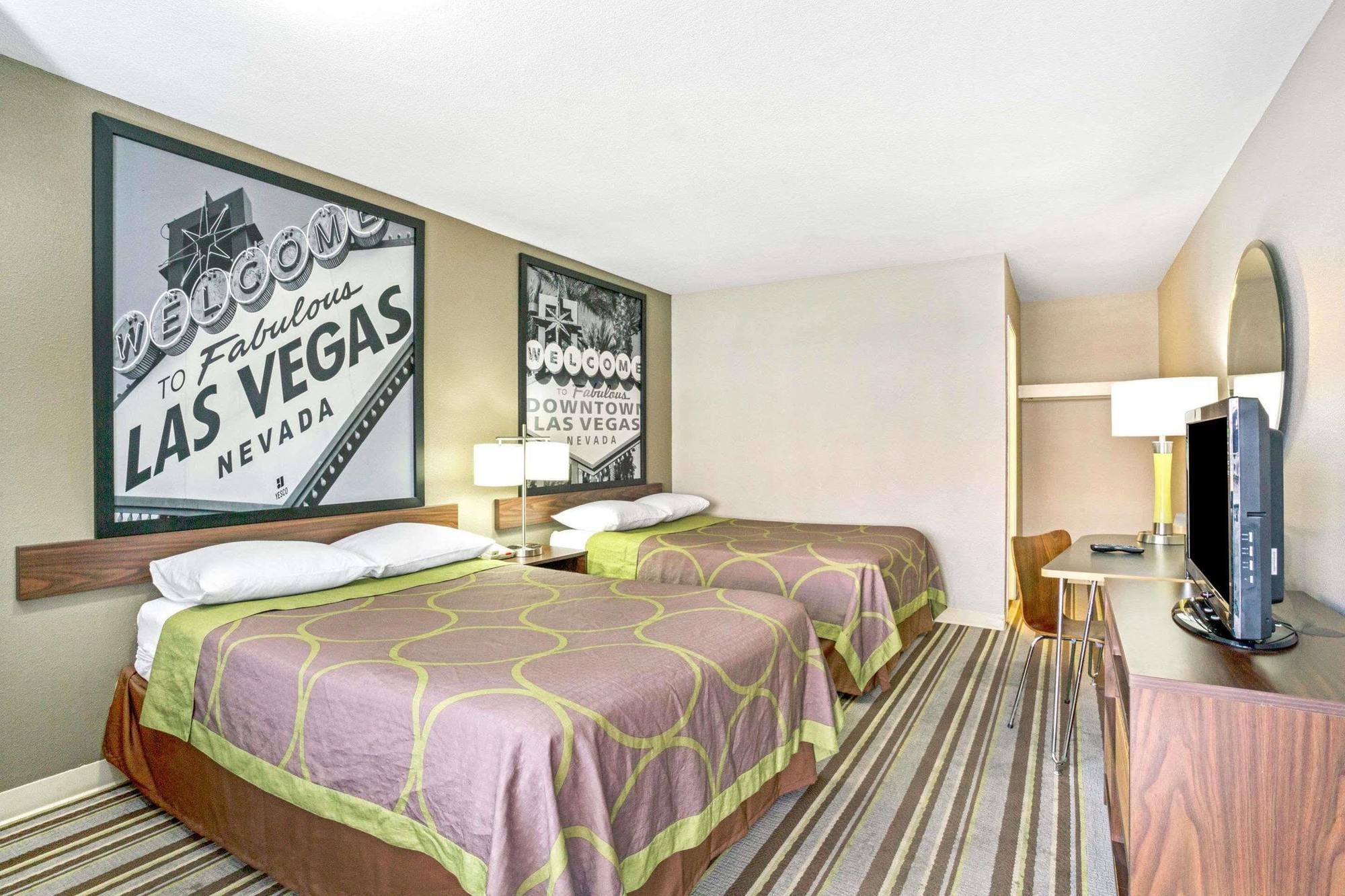 Motel Super 8 By Wyndham Vegas Nellis Afb Area 2*