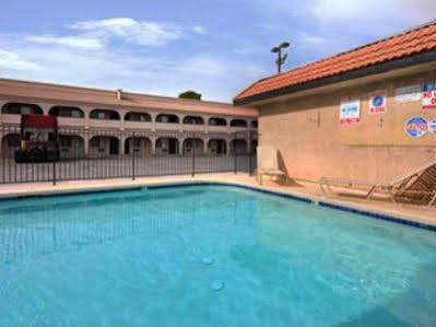 Super 8 By Wyndham Vegas Nellis Afb Area Motel Las Vegas