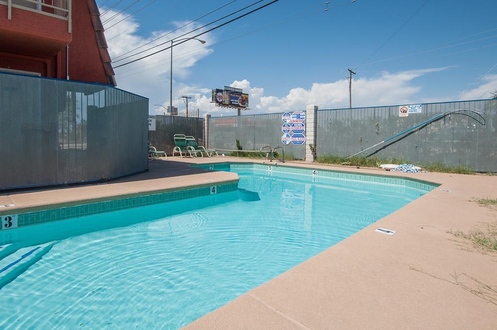 Americana 5 Inn & Suites North Las Vegas