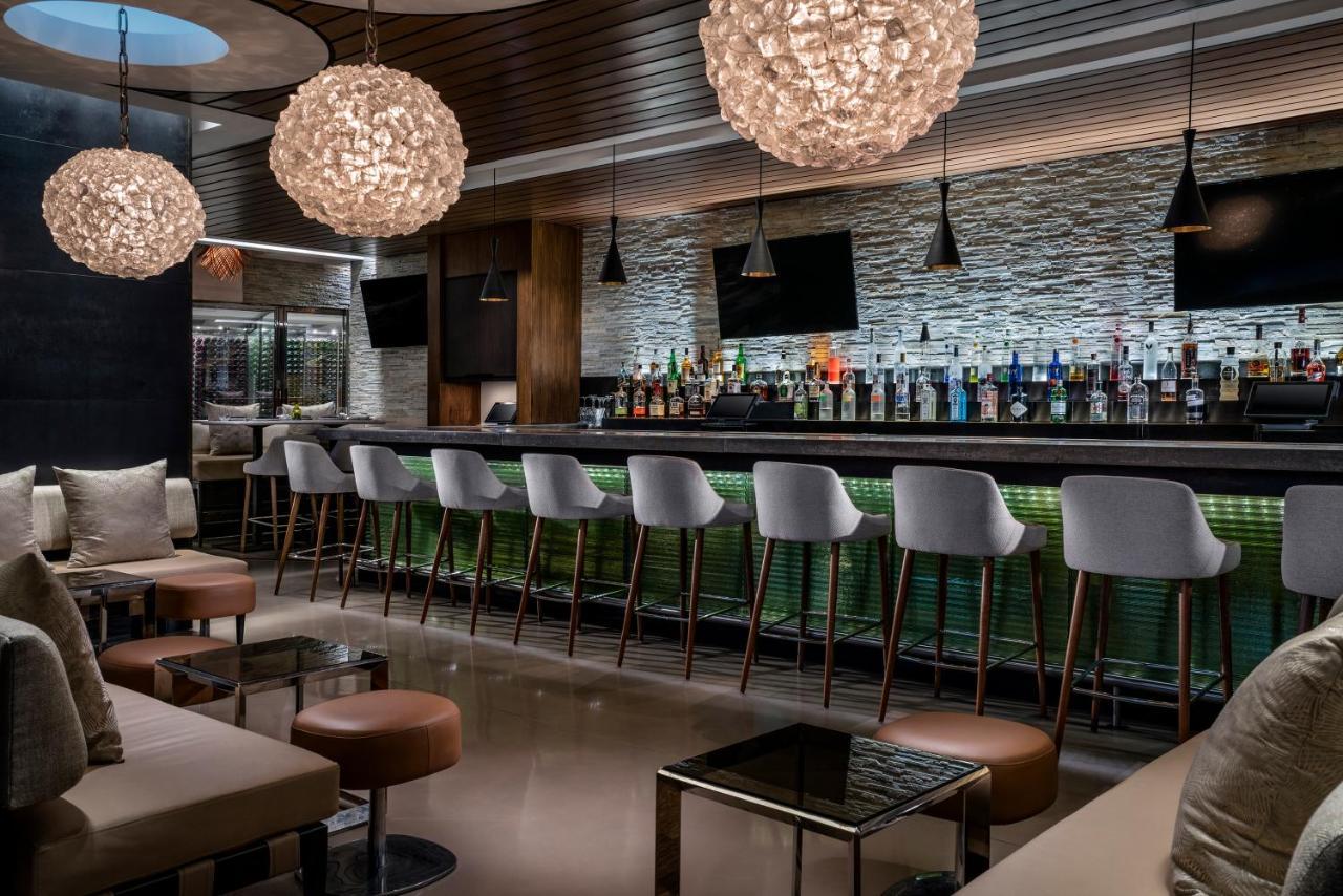 Palms Place And Spa Hotel 4*