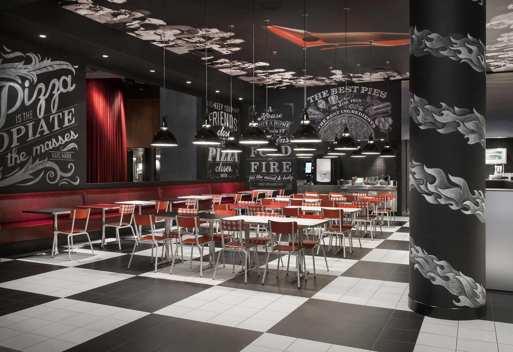 W Vegas 4*