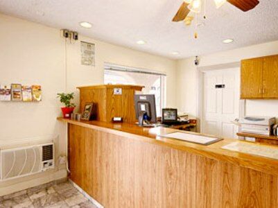 Super 8 By Wyndham Vegas Nellis Afb Area Motel