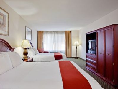 Hotel Holiday Express Stadium Area By Ihg 3*