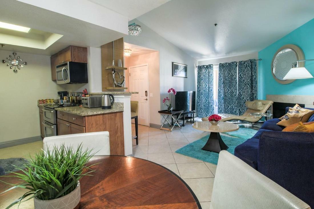 Strip View Luxury Appartement