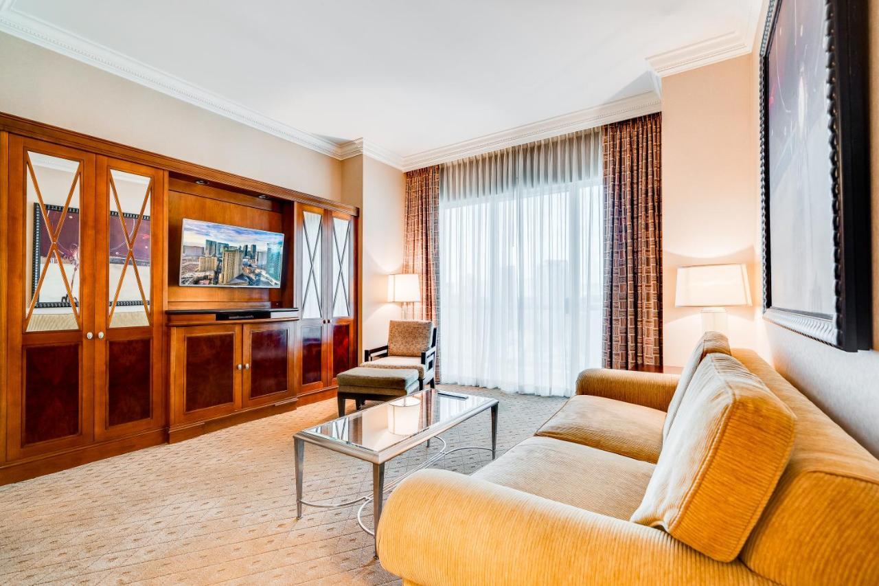 Jet Luxury At The Signature Aparthotel