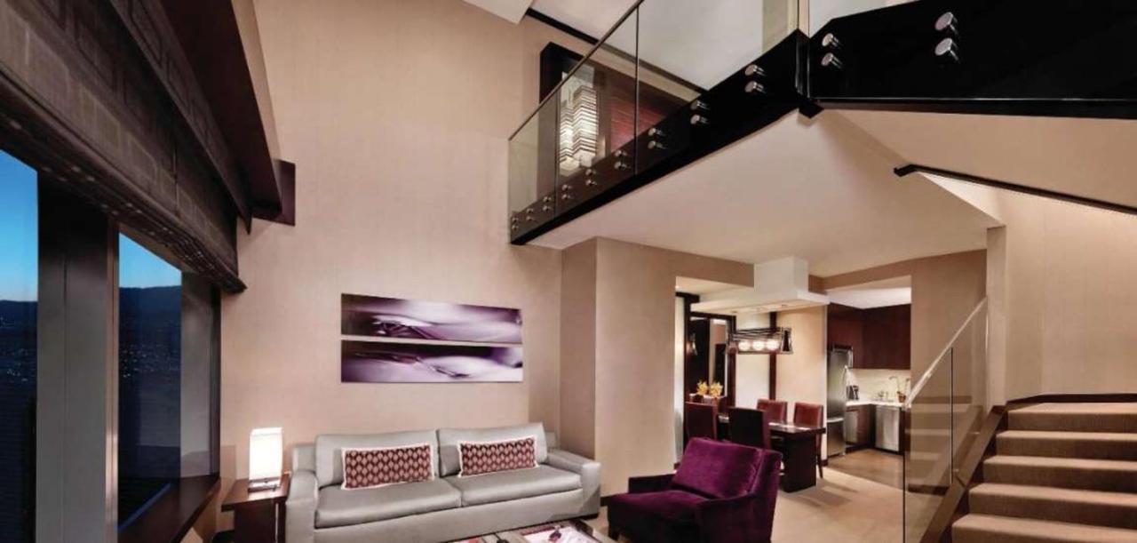 Hotel Vdara & Spa At Aria By Suiteness