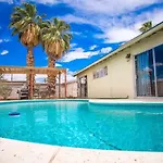 Happy Bridge To Vegas Sleeps 12 Pool