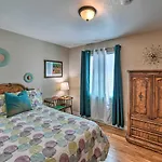 Vintage Downtown Vegas Retreat Less Than 3 Mi To Strip!