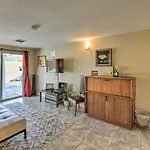 Vintage Downtown Vegas Retreat Less Than 3 Mi To Strip!