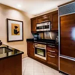 Signature Suites By Voyargo - 1Br Suites W Balcony