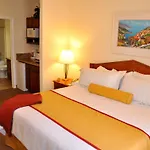 Club De Soleil All-Suite Resort