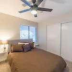 Stunning Renovated Home, Pool And Heated Spa