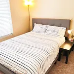 Perfect 4 Bedroom Home 10 Mins To The Strip