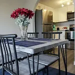 2 Bedroom Minutes From Las Vegas Strip And Airport