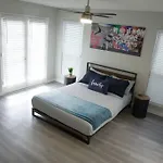 2 Bedroom Minutes From Las Vegas Strip And Airport