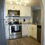 2 Bedroom Minutes From Las Vegas Strip And Airport