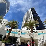 Vegas Palms High 52Nd Fl. 1Bdr Corner Penthouse 1220Sqft