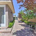 Modern Las Vegas Home With Patio 10 Mi To The Strip