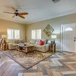 Idyllic Las Vegas Oasis With Outdoor Pool!