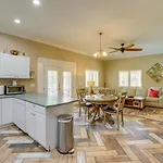 Idyllic Las Vegas Oasis With Outdoor Pool!