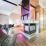Intimo Palms Place Penthouse