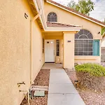 Spacious Las Vegas Home Near Casinos And Nightlife!