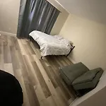Private Room. 5 Mins From Freemont. 10 Mins From Strip